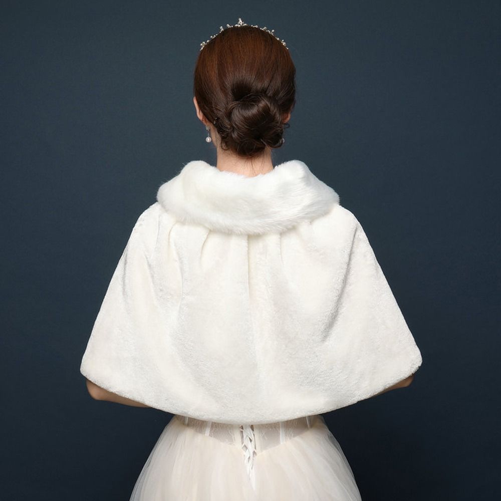 ผ้าคลุมไหล่สำหรับผู้หญิงสีขาวส - Winter Clothing Online บทวิจารณ์และราคา